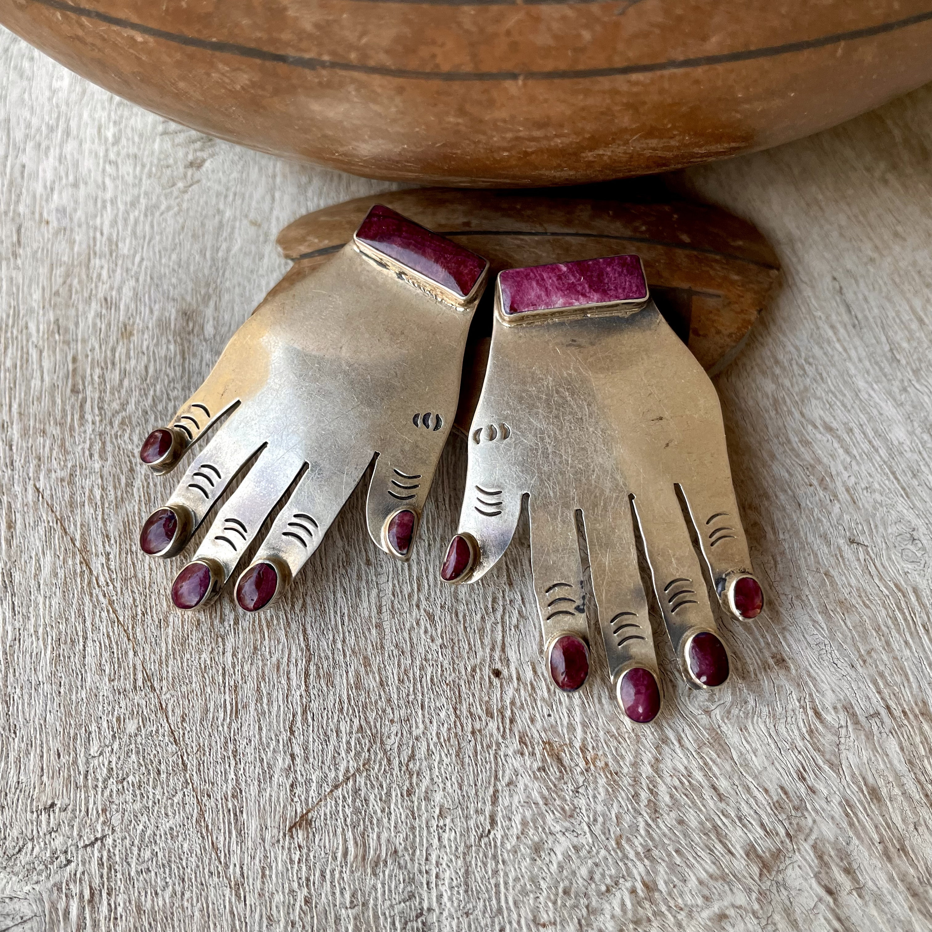 Fed Jimenez Spiny Oyster Sterling Silver Bracelet Cuff Fed Jimenez Spiny Oyster Sterling Silver Bracelet Cuff