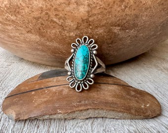 Dainty Fred Harvey Era Faux Turquoise Ring Size 9 (Stone Cracked), Southwestern Vintage Jewelry