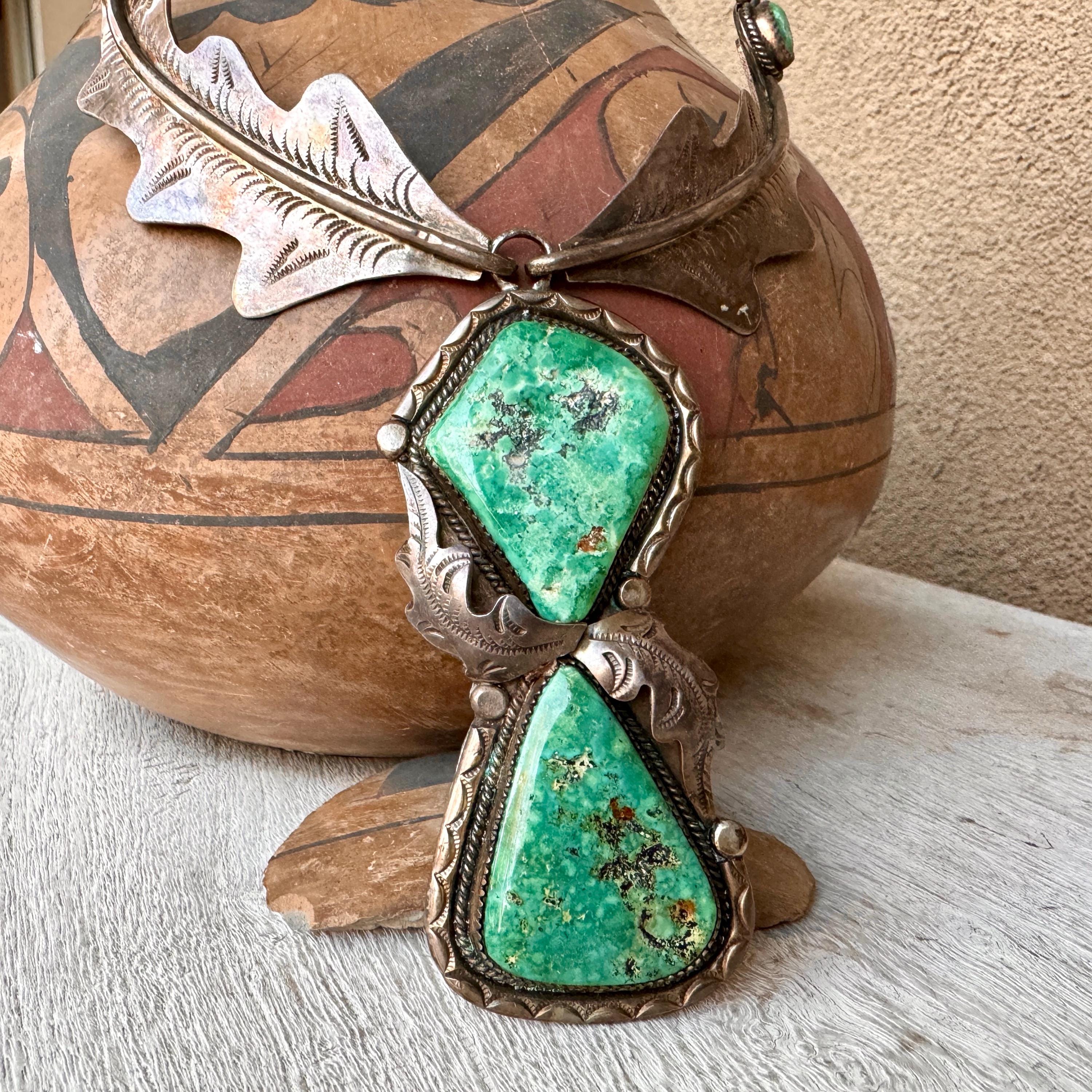 One Of The Most Unique Vintage Native American Navajo Chrysocolla Sterling Silver Bracelet One Of The Most Unique Vintage Native American Navajo Chrysocolla Sterling Silver Bracelet