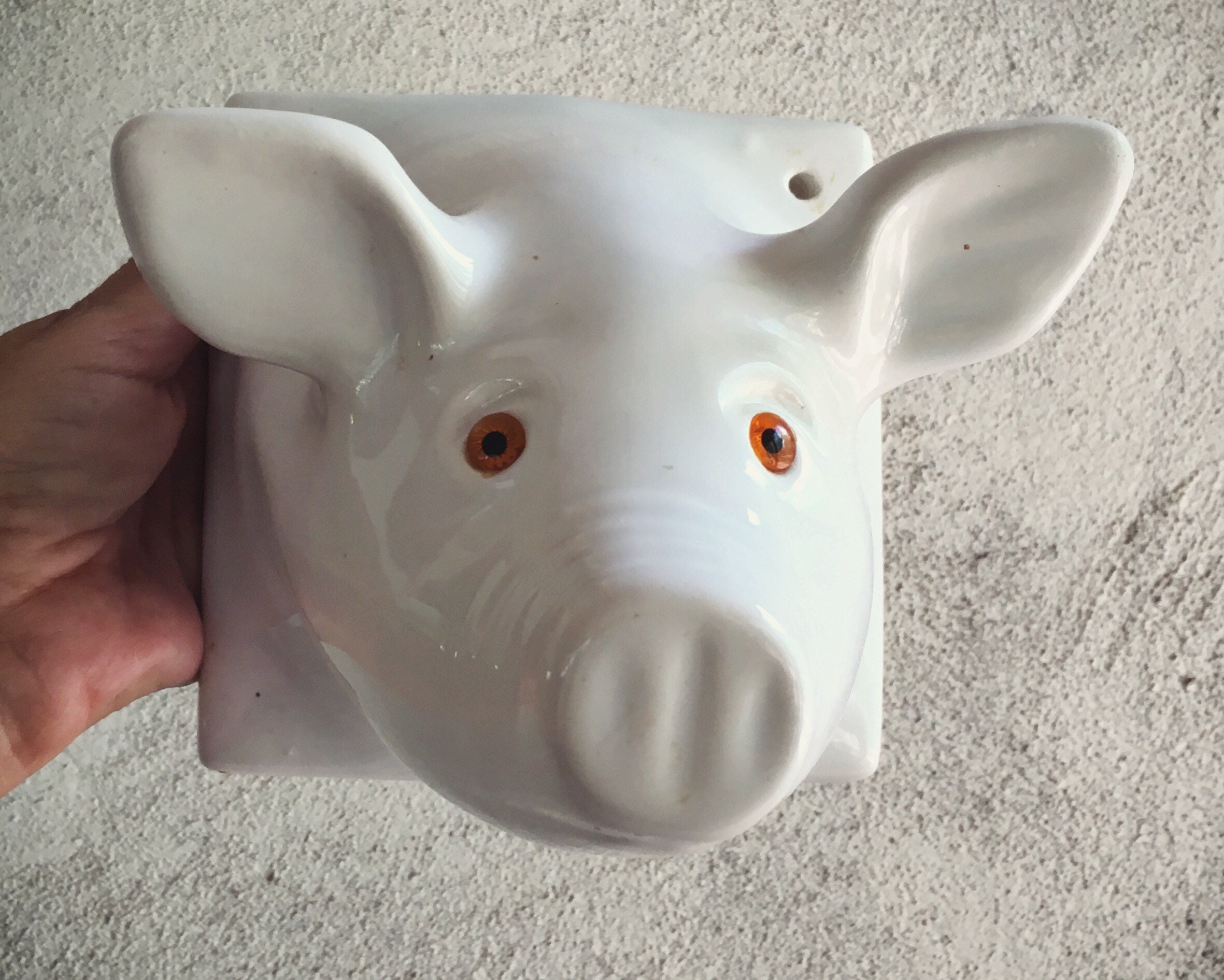 Wall Mount Pig Towel Holder, Funky Gift for Cook Chef, Pig Gifts, Tile