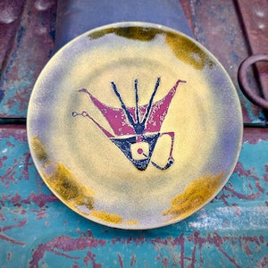 Midcentury Modern Enamel on Copper Plate (Small Flaw), Modernist Design, Khaki Yellow