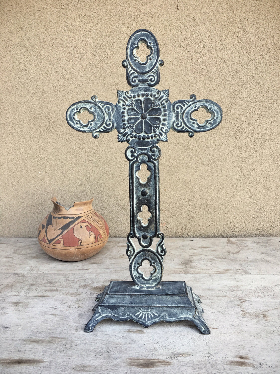 Vintage heavy cast iron standing cross garden memorial rustic home decor