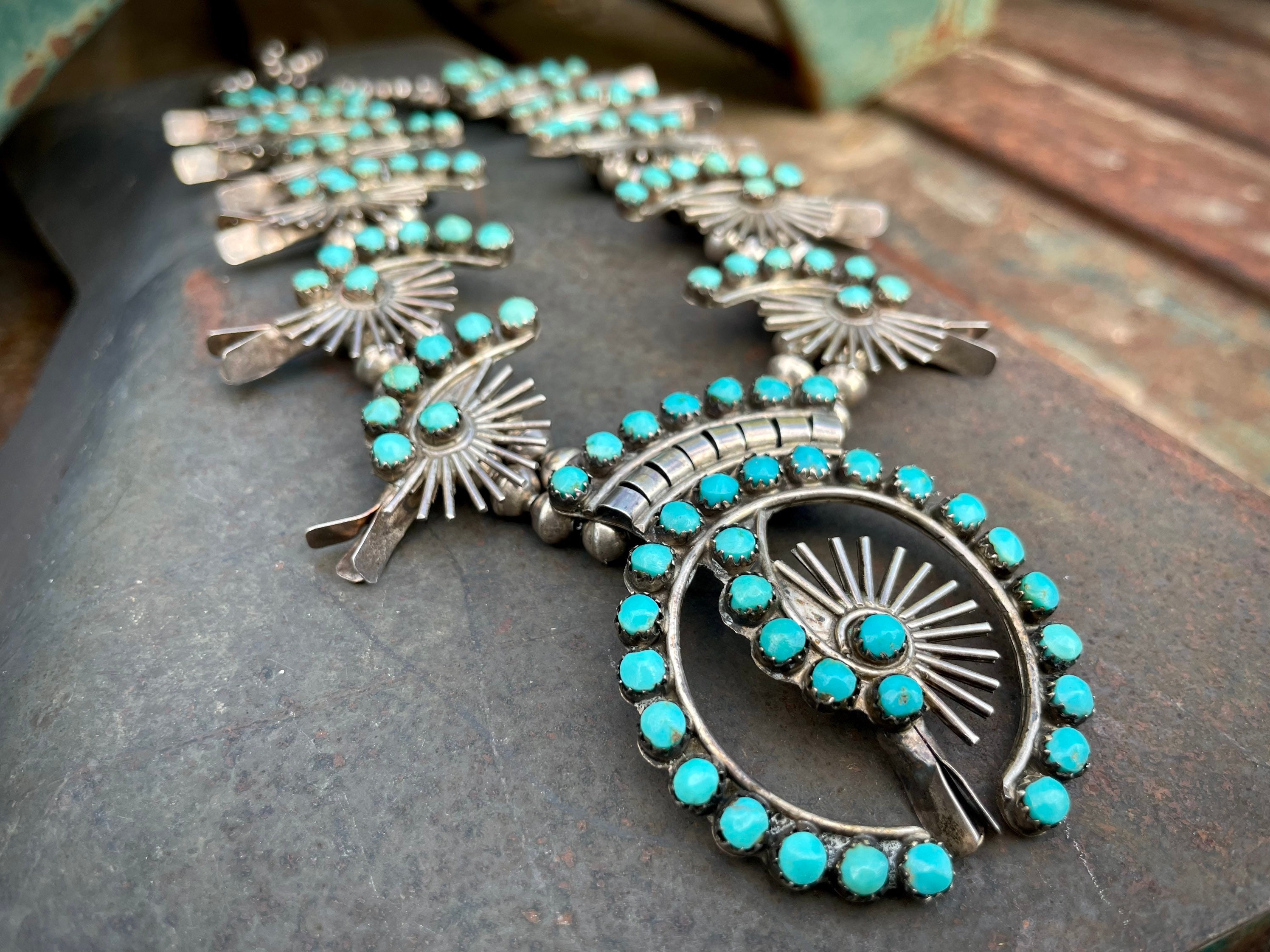 The Best Vintage Navajo 'Snake Eye Turquoise' Squash Blossom Native American Jewelry Silver Necklace The Best Vintage Navajo 'Snake Eye Turquoise' Squash Blossom Native American Jewelry Silver Necklace