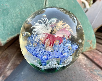 Vintage Dynasty Gallery Art Glass Paperweight Suspended Fountain with Controlled Bubbles, Men Gift