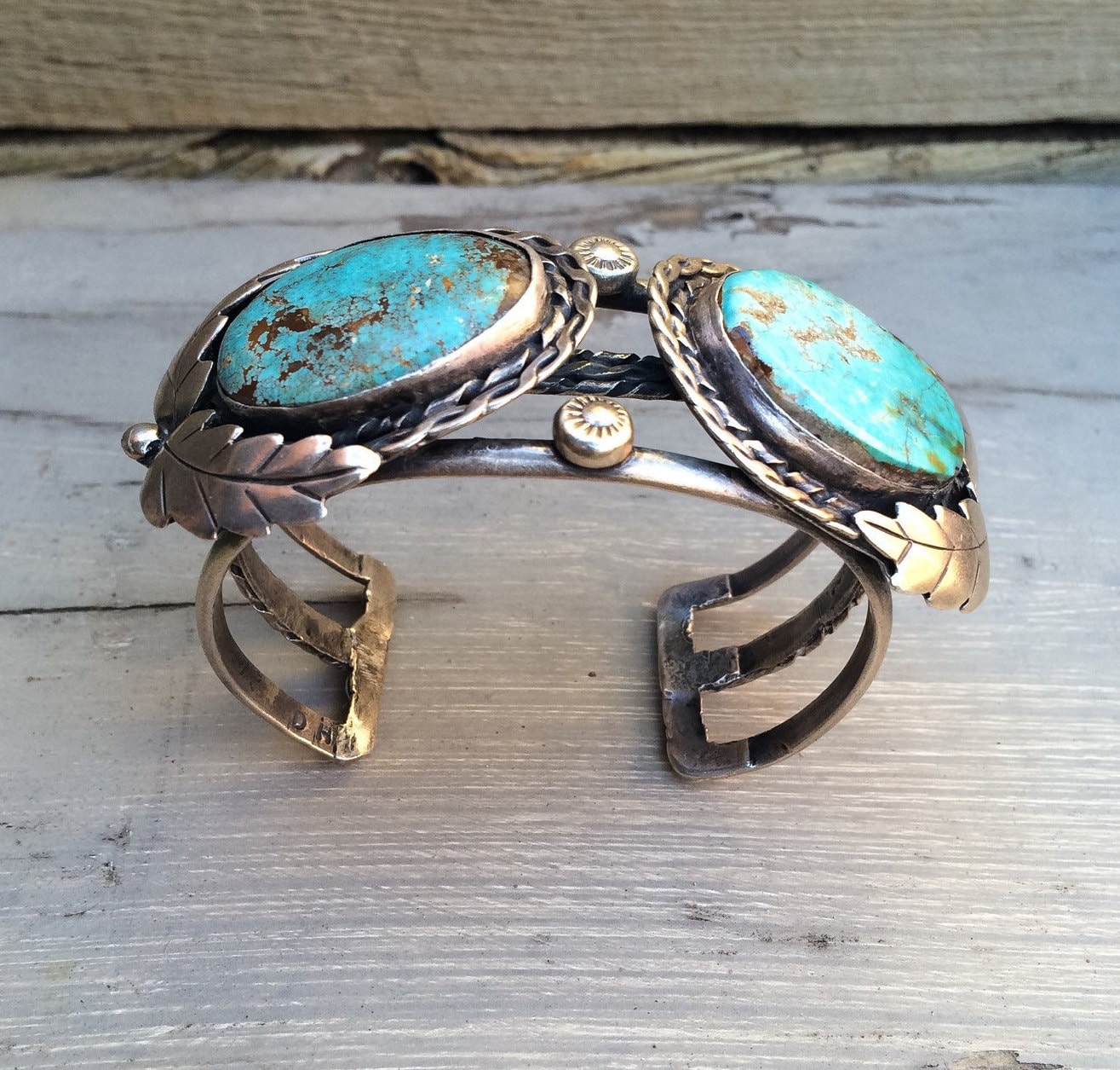 Important Doug Harrison Vintage Native American Navajo Green Turquoise Sterling Silver Bracelet Important Doug Harrison Vintage Native American Navajo Green Turquoise Sterling Silver Bracelet