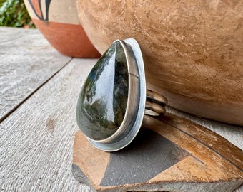 Sterling Silver Labradorite Ring Approx Size 8.5 by Navajo Me'Dru Nelson, Native American