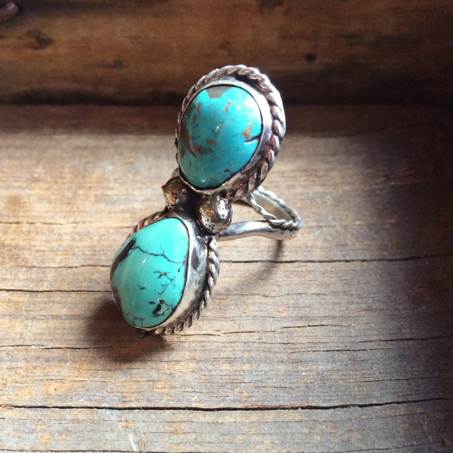 Striking Vintage Navajo Blue Gem Turquoise Sterling Silver Native American Ring Striking Vintage Navajo Blue Gem Turquoise Sterling Silver Native American Ring