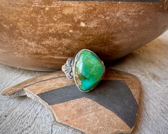 Simple Turquoise Ring Size 8 by Navajo Brian Wiletto, Cracked Stone, Native American Jewelry