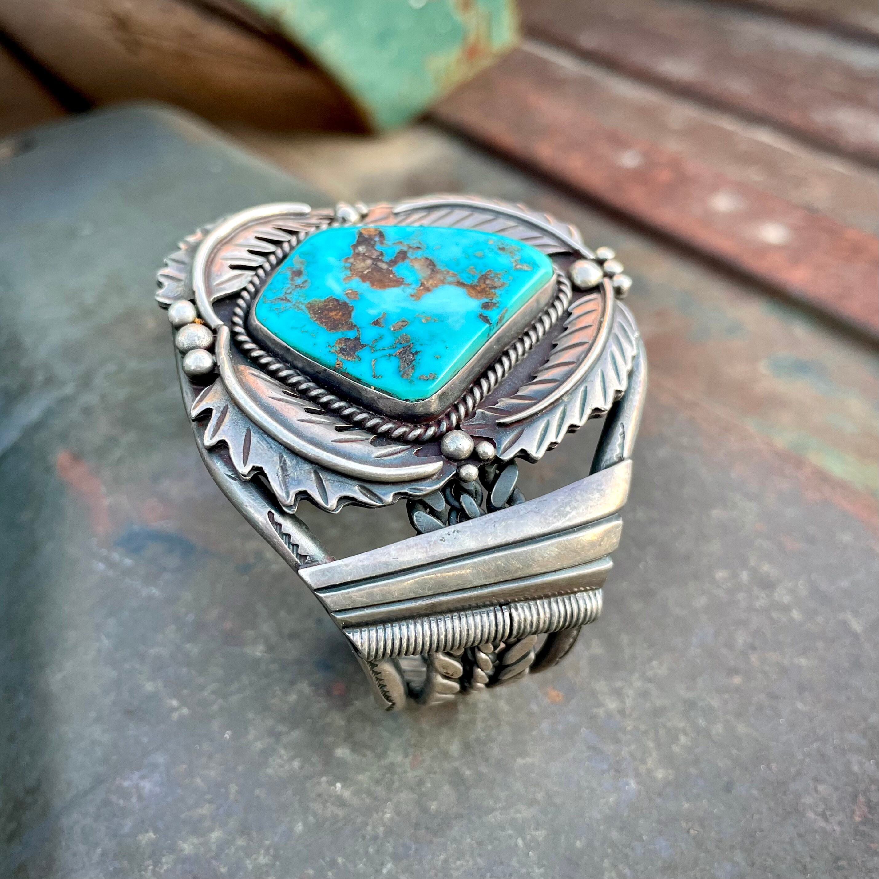 Heart Flanks Vintage Native American Navajo Turquoise Sterling Silver Bracelet Old Heart Flanks Vintage Native American Navajo Turquoise Sterling Silver Bracelet Old