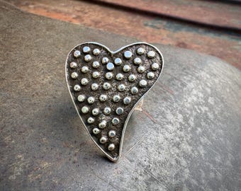 Navajo Delbert Arviso Sterling Silver Heart Ring Approx Size 8, Textured Sweeping, Southwestern Jewelry