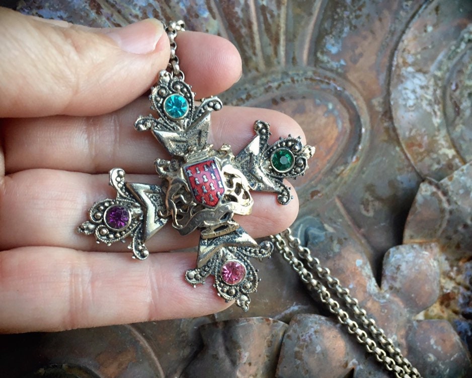 Vintage Costume Crusaders Cross Pendant on Rolo Link Chain, Four Cross