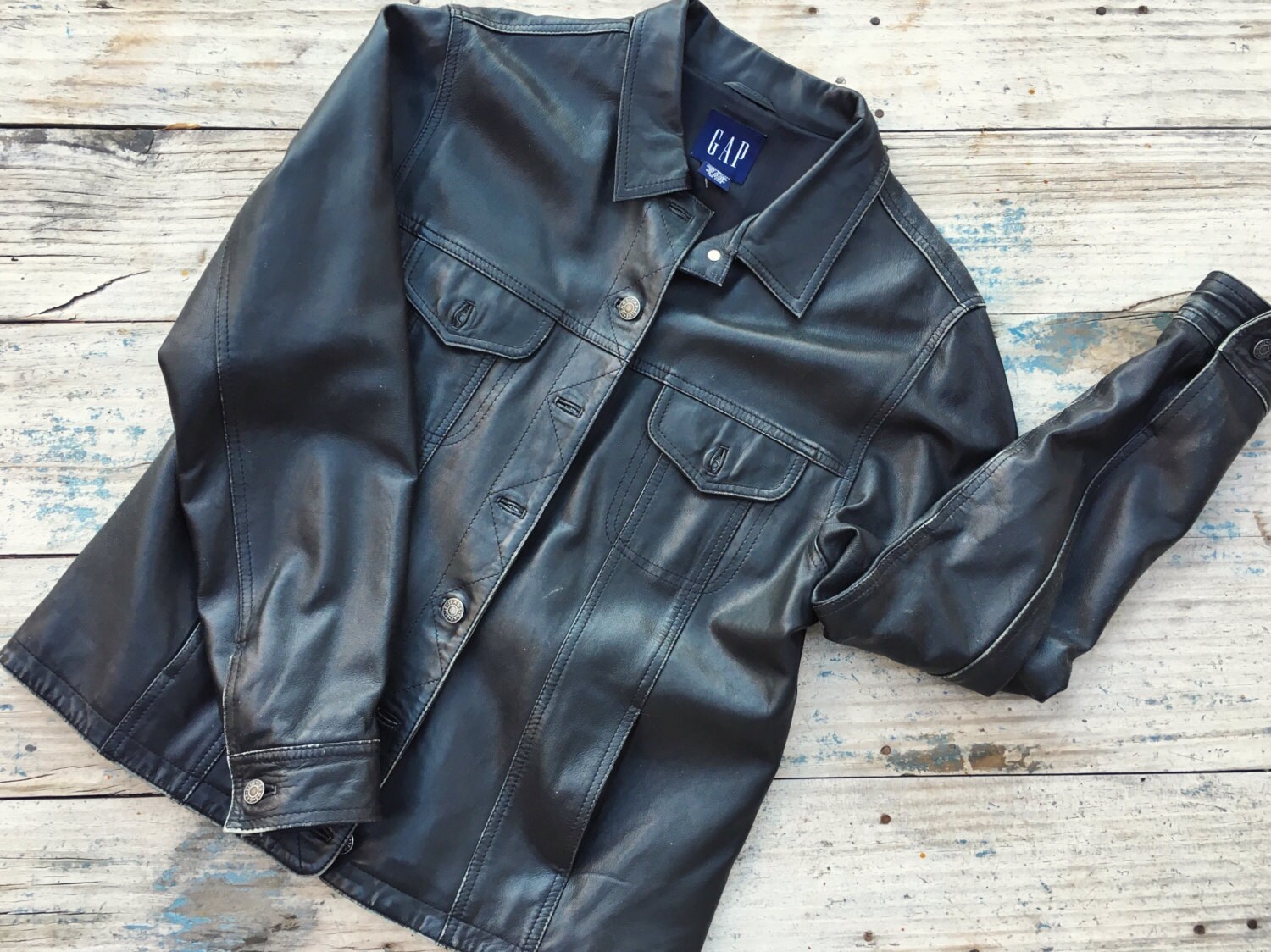 1990s black leather jacket Women's Size L (fits like M-L 1990s black leather jacket Women's Size L (fits like M-L