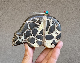 Hand Carved Zuni Bear Fetish with Bundle Basket, Lightning Stone