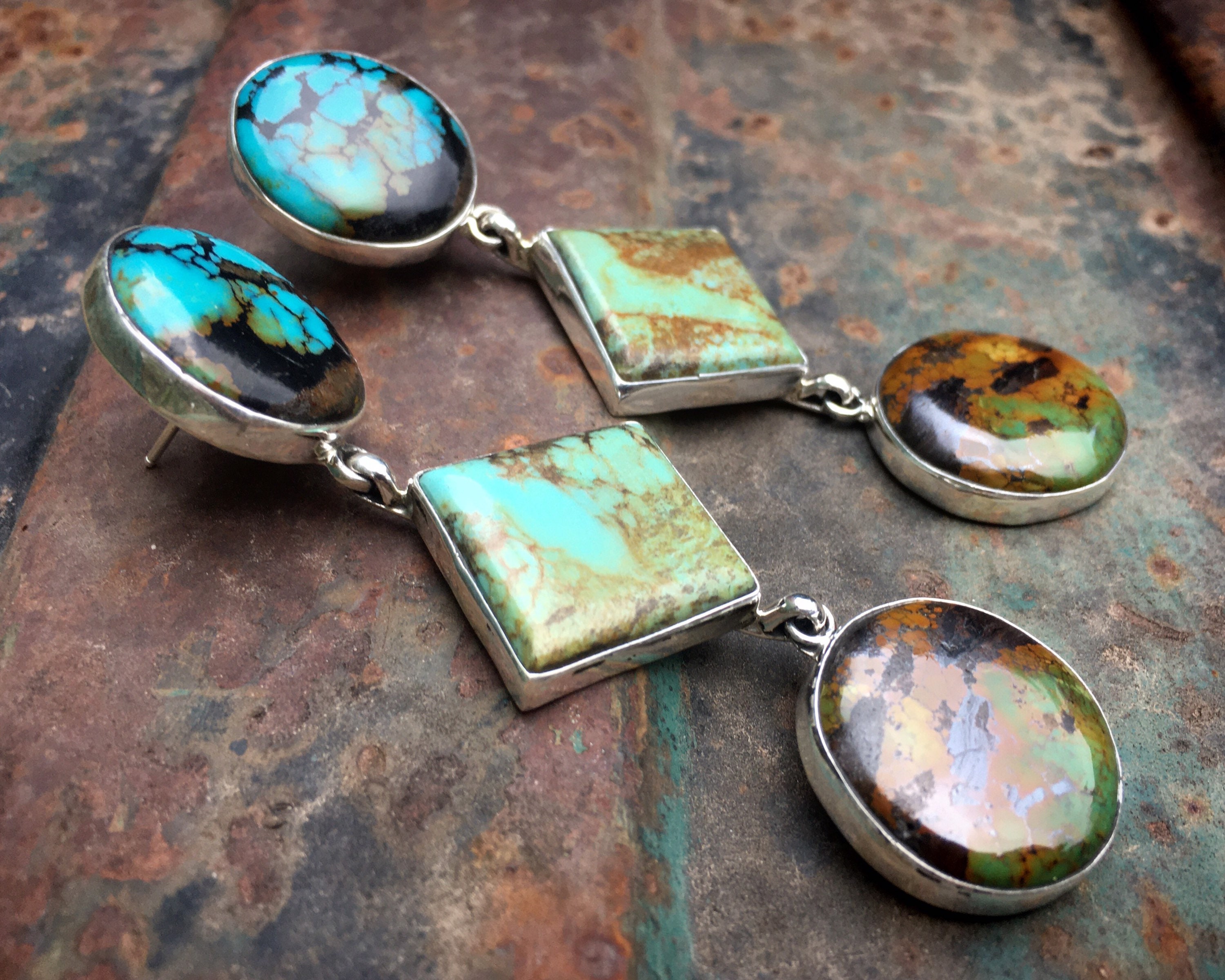 Striking Vintage Native American Navajo Antive American Sterling Silver Earrings Striking Vintage Native American Navajo Antive American Sterling Silver Earrings