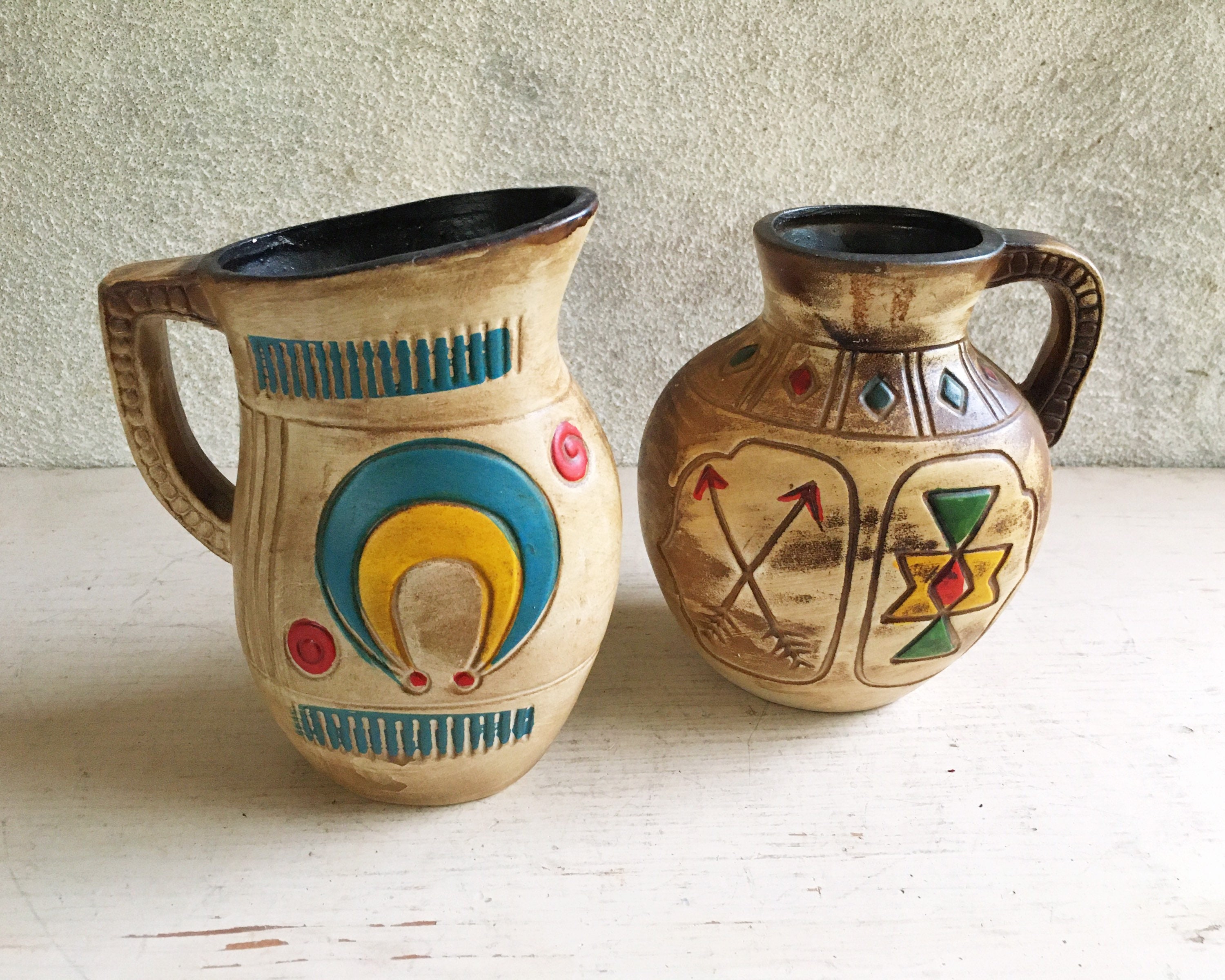 tourist art pottery