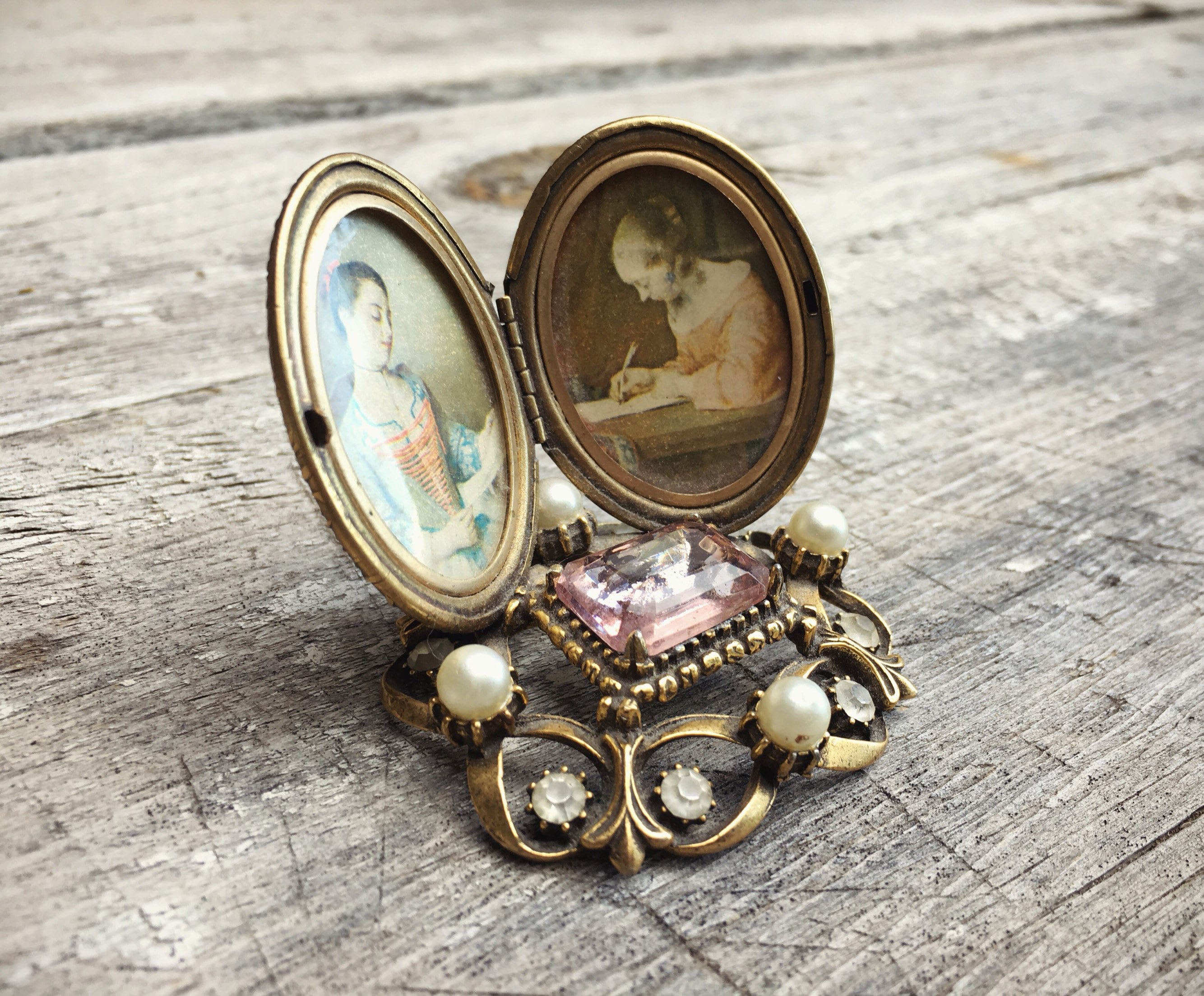 Vintage Florenza Vanity Accessory Picture Frame Double Locket