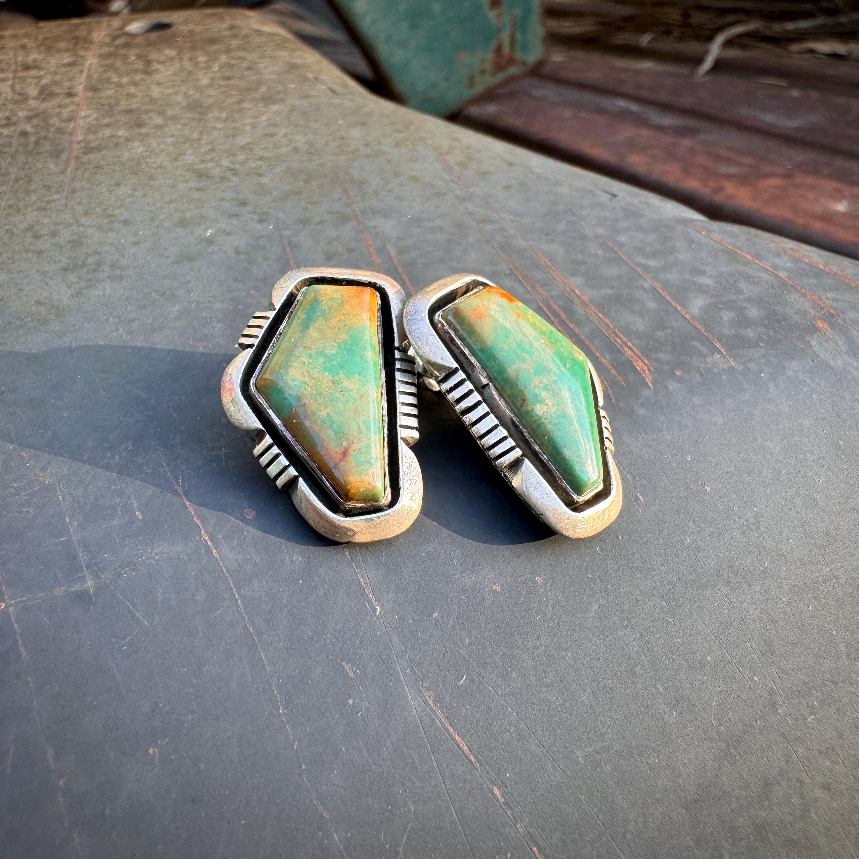 Astonishing Vintage Native American Navajo Sterling Silver Turquoise Cufflinks Astonishing Vintage Native American Navajo Sterling Silver Turquoise Cufflinks