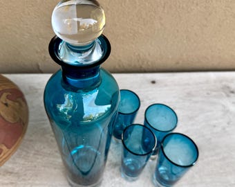 Vintage Teal Blue Glass Decanter & Four Shot Glasses, Suspended Bubble, 1990s Barware