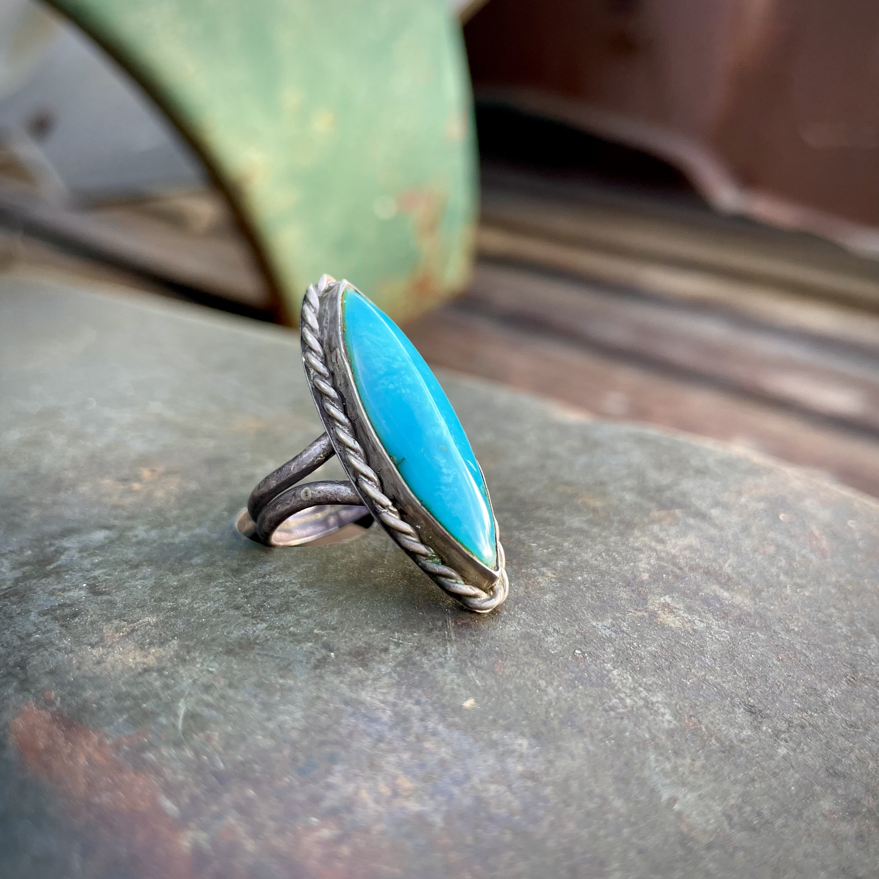 Incredible Vintage Navajo Petite S Z Sterling Silver Native American Bracelet Incredible Vintage Navajo Petite S Z Sterling Silver Native American Bracelet