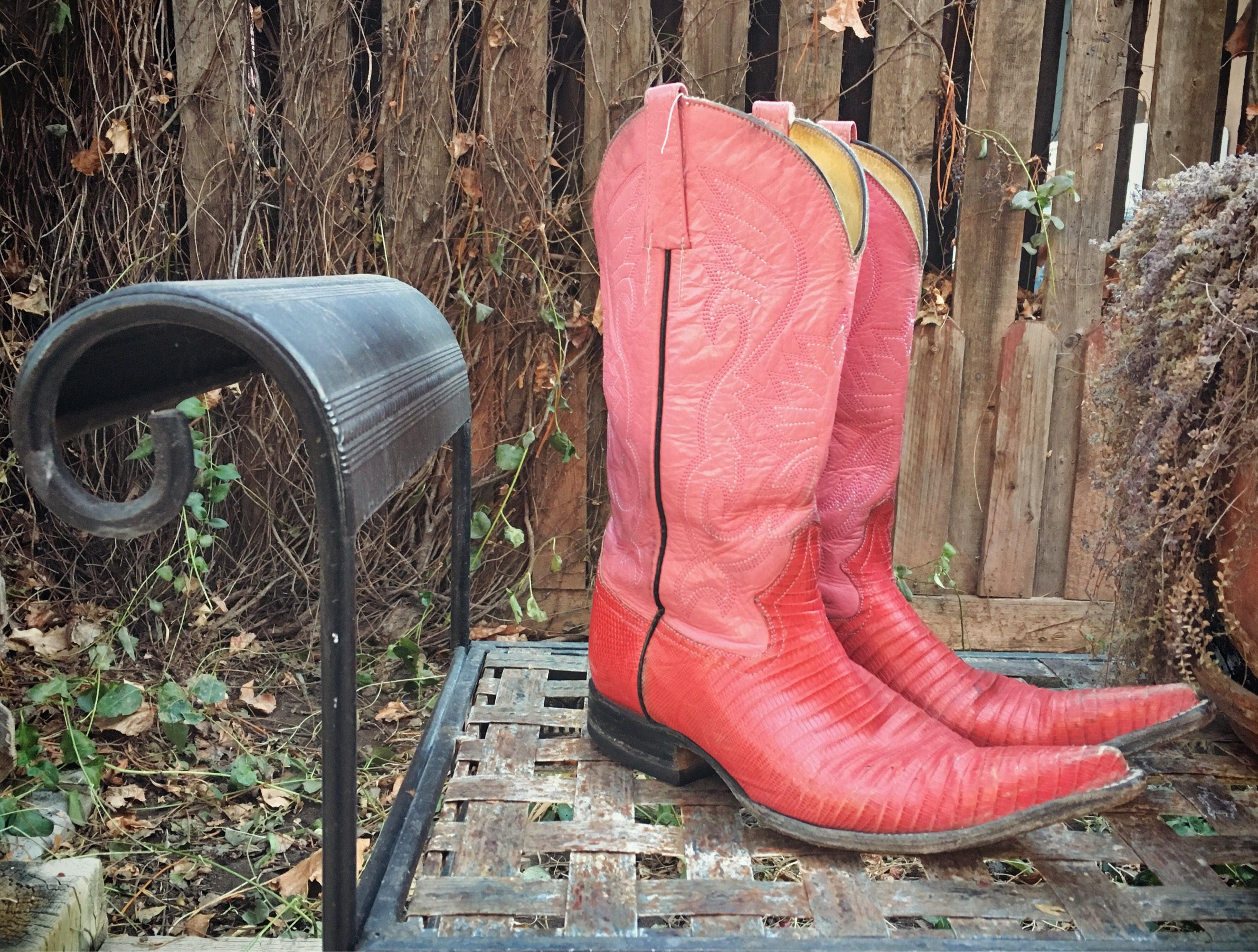 pink cowgirl boots womens