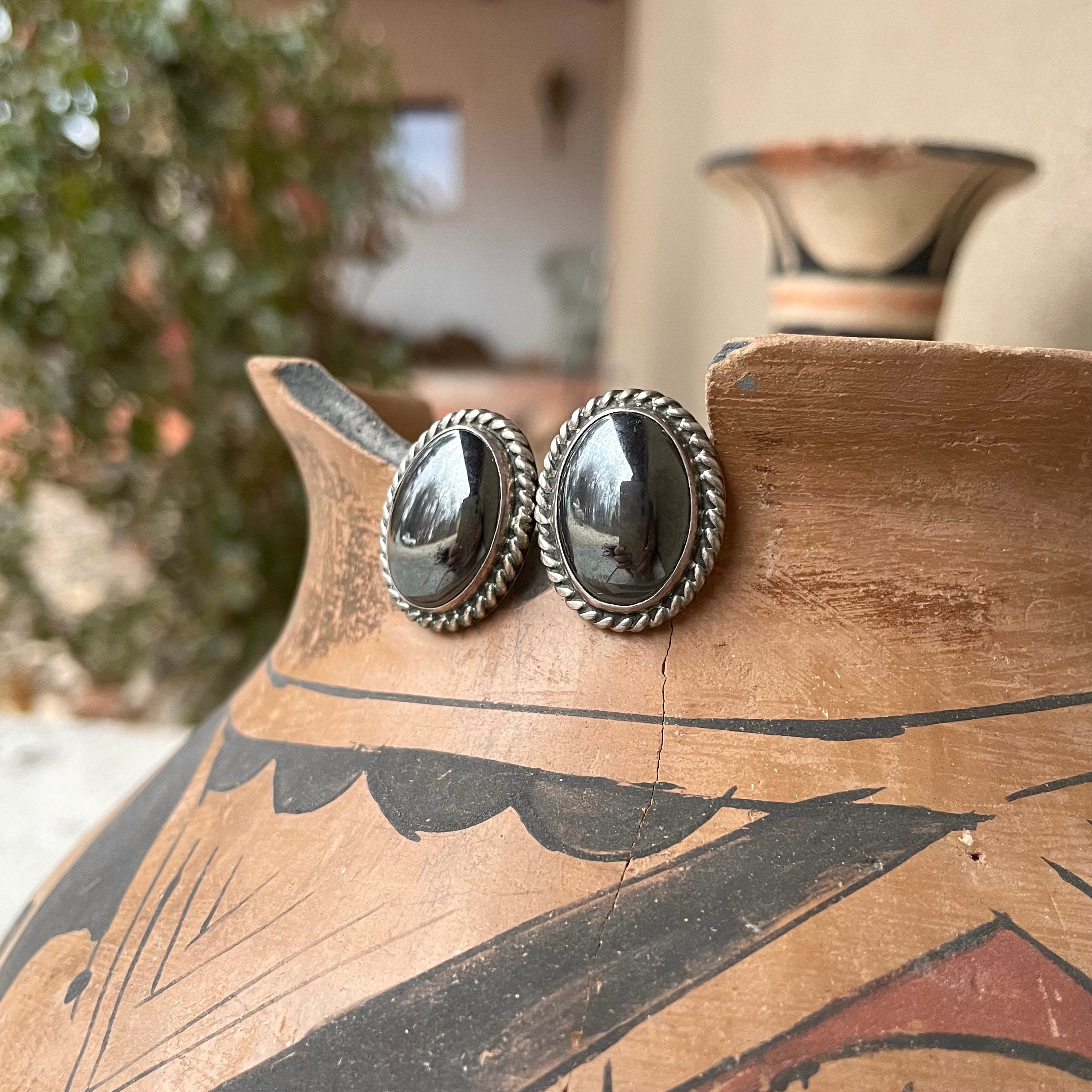 The Best Vintage Native American Navajo Hematite Sterling Silver Bracelet The Best Vintage Native American Navajo Hematite Sterling Silver Bracelet