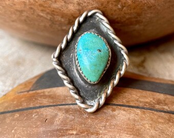 Vintage Natural Turquoise Navajo Ring Size 5.5 to 6, Triangle Shaped Sterling Silver, Old Pawn