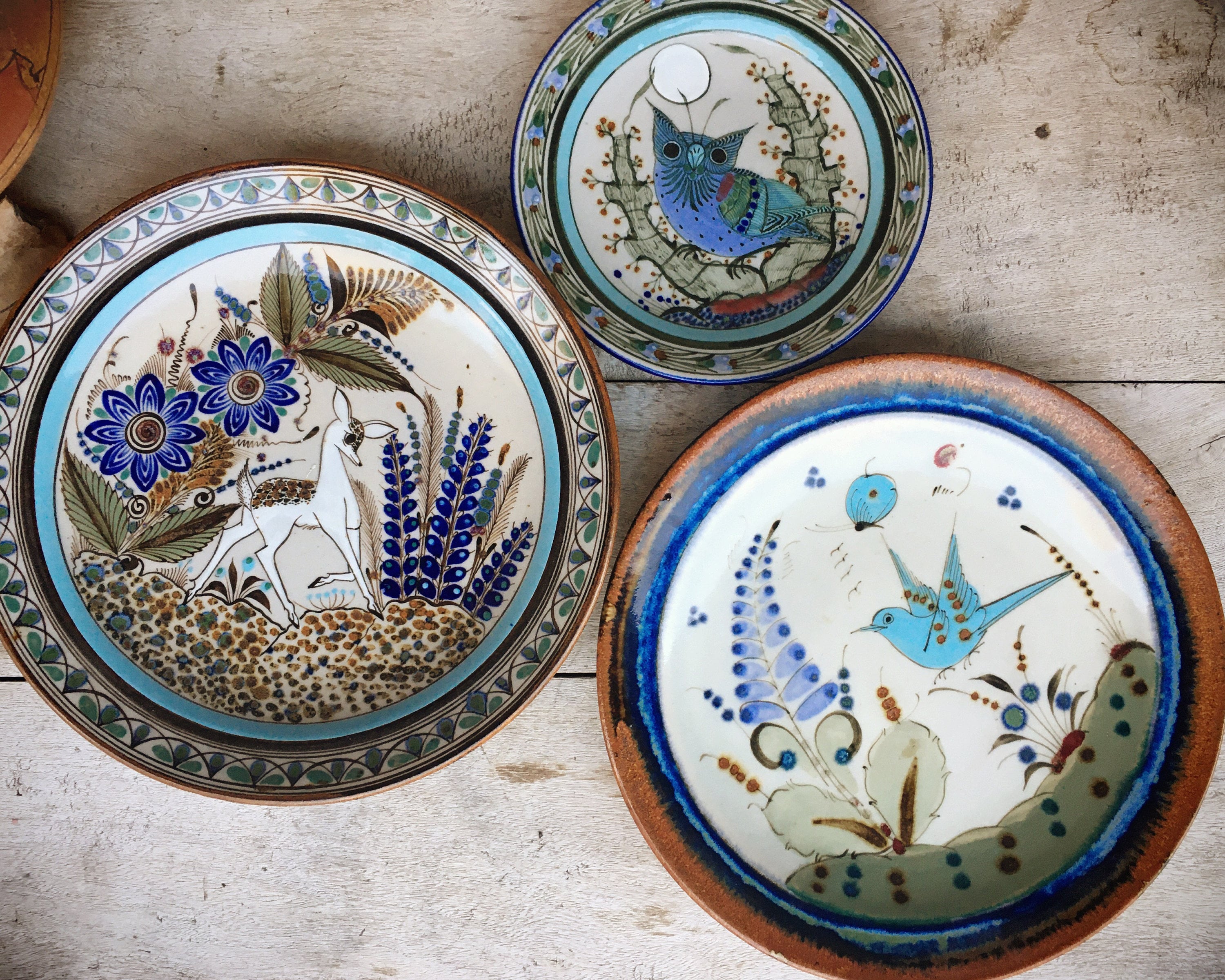 Signed Ken Edwards Pottery 10 Plate with White Deer and ...