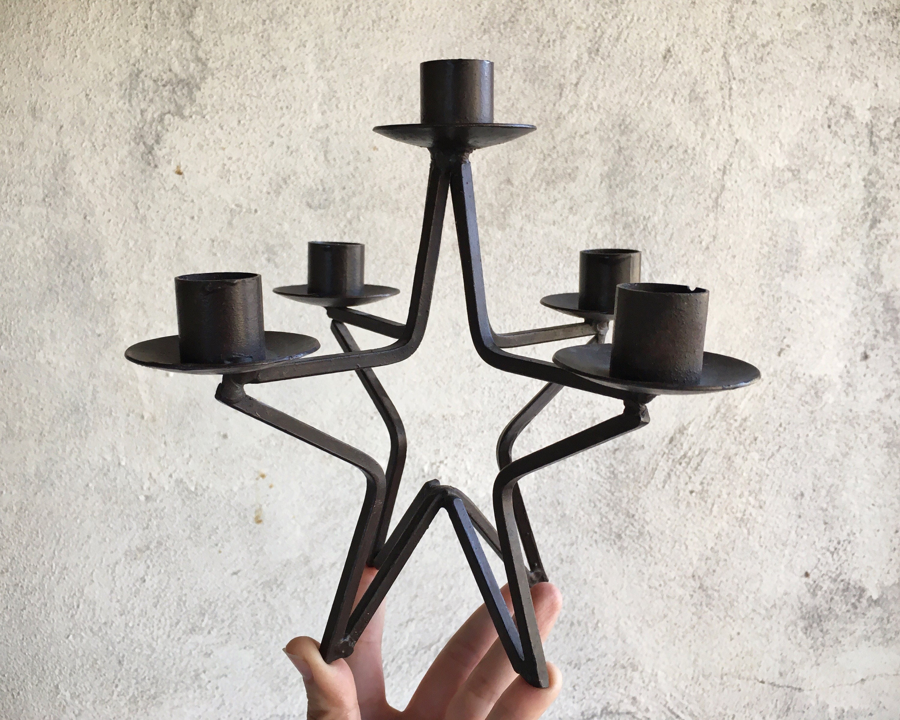 Dark Metal Star Candleholder Small Table Top Candelabra for Holiday