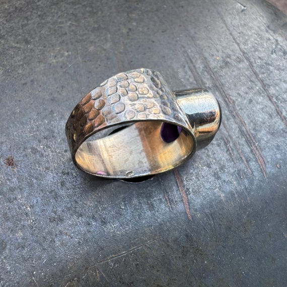 Hammered Sterling Silver Amethyst Ring Approx Siz… - image 8
