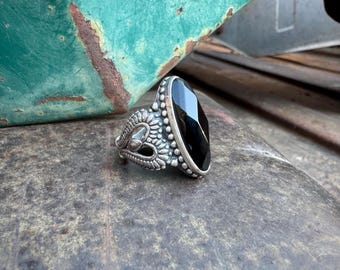 Relios Sterling Silver Faceted Black Onyx Ring Approx Size 6, Signet Style Circa 1990s