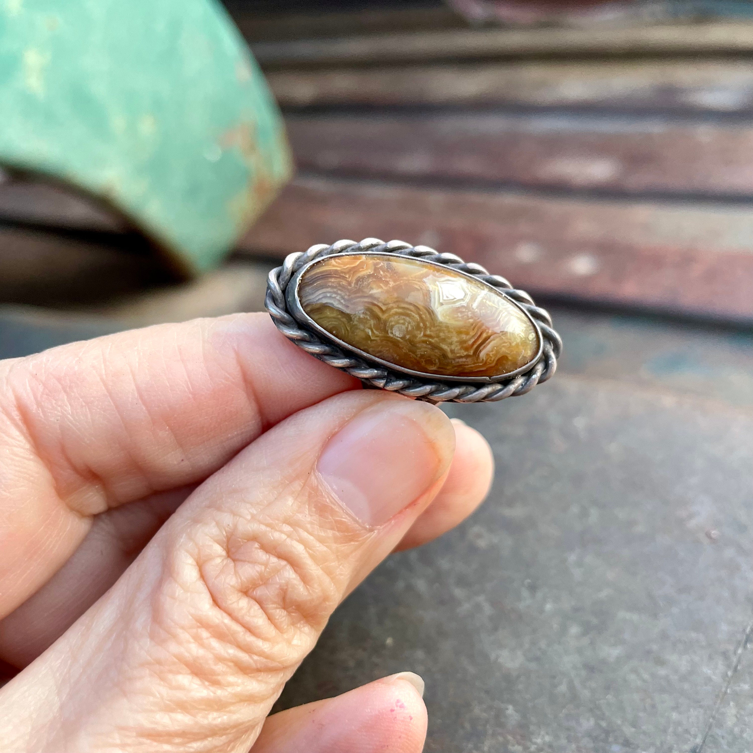 Vintage Navajo Agate Petrified Wood Ring Approx Size 6.5 Vintage Navajo Agate Petrified Wood Ring Approx Size 6.5