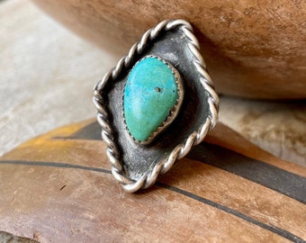 Vintage Natural Turquoise Navajo Ring Size 5.5 to 6, Triangle Shaped Sterling Silver, Old Pawn