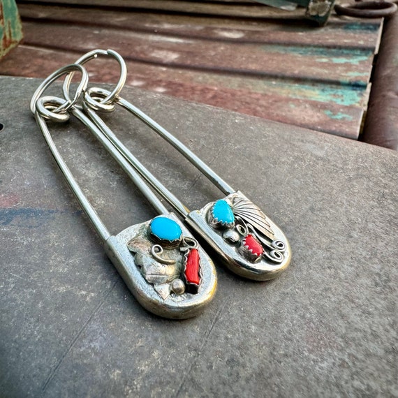 Marvelous Vintage Native American Jewelry Navajo Sterling Silver Coral Bug Pin Barrette Marvelous Vintage Native American Jewelry Navajo Sterling Silver Coral Bug Pin Barrette