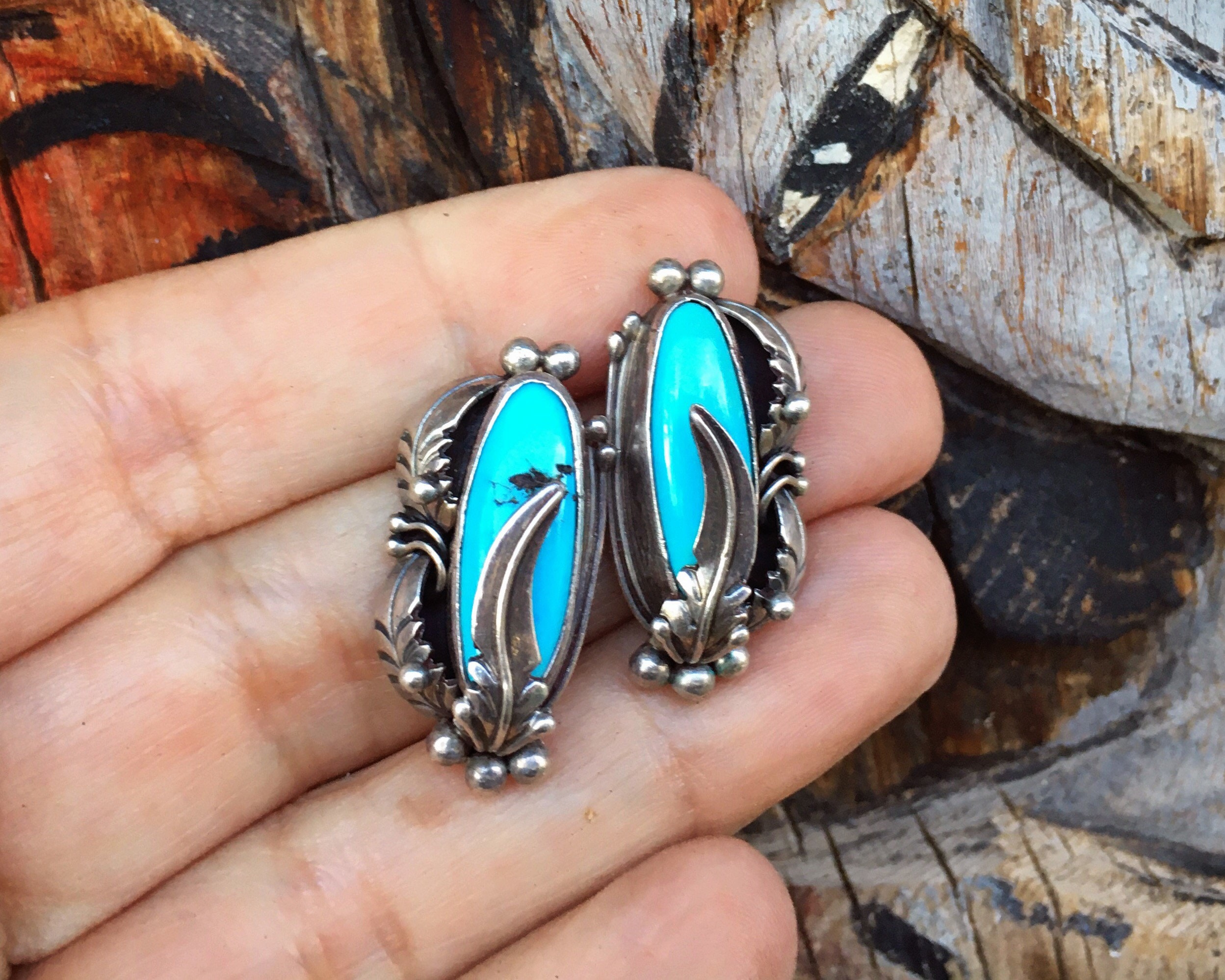 Detailed Feather Master Native American Navajo Sterling Silver Earrings Detailed Feather Master Native American Navajo Sterling Silver Earrings