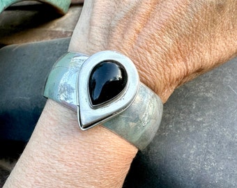 Vintage Navajo Andy Marion Black Onyx Sterling Silver Cuff Bracelet Approx Size 6.5 Contemporary