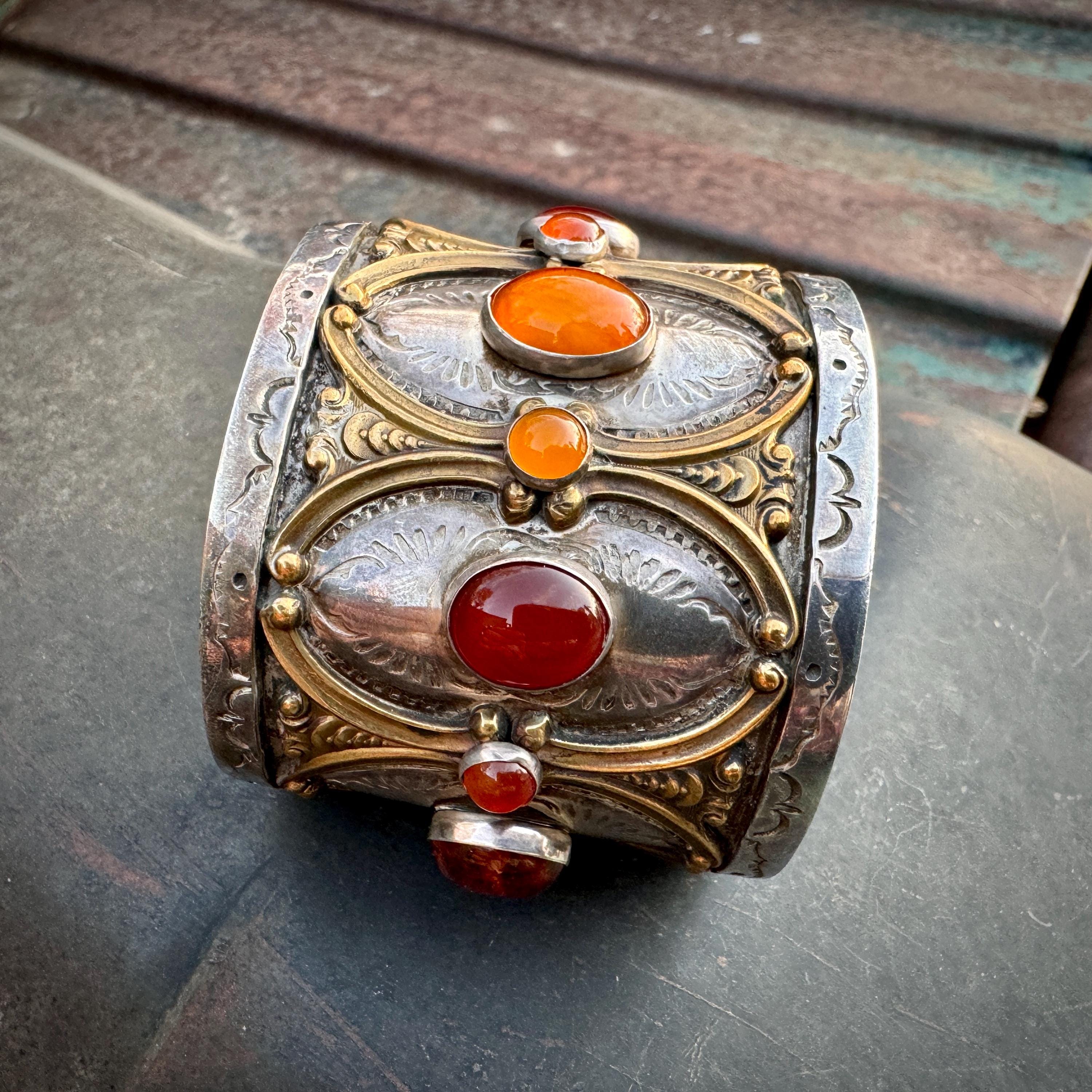 Ruby Red Garnets Vintage Sterling Silver Southwestern Bracelet Ruby Red Garnets Vintage Sterling Silver Southwestern Bracelet