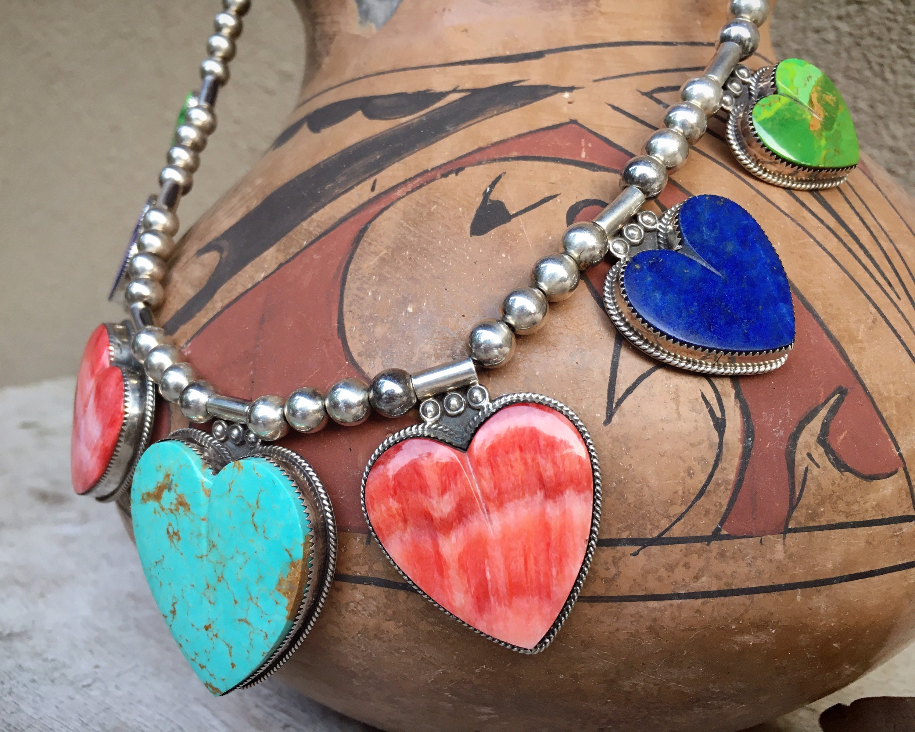 Charming Vintage Native American Navajo Spiny Heart Sterling Silver Large Ring Charming Vintage Native American Navajo Spiny Heart Sterling Silver Large Ring