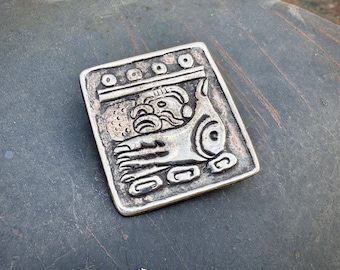 Antique Silver Peruvian Brooch Pin with Modernist Design, Hand with Inca God, 900 Silver