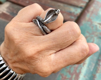 Vintage Sterling Silver Cobra Snake Ring Size 6.75, Southeast Asian Style Jewelry Unisex, Gift for Reptile Lover, Transformation Symbolism
