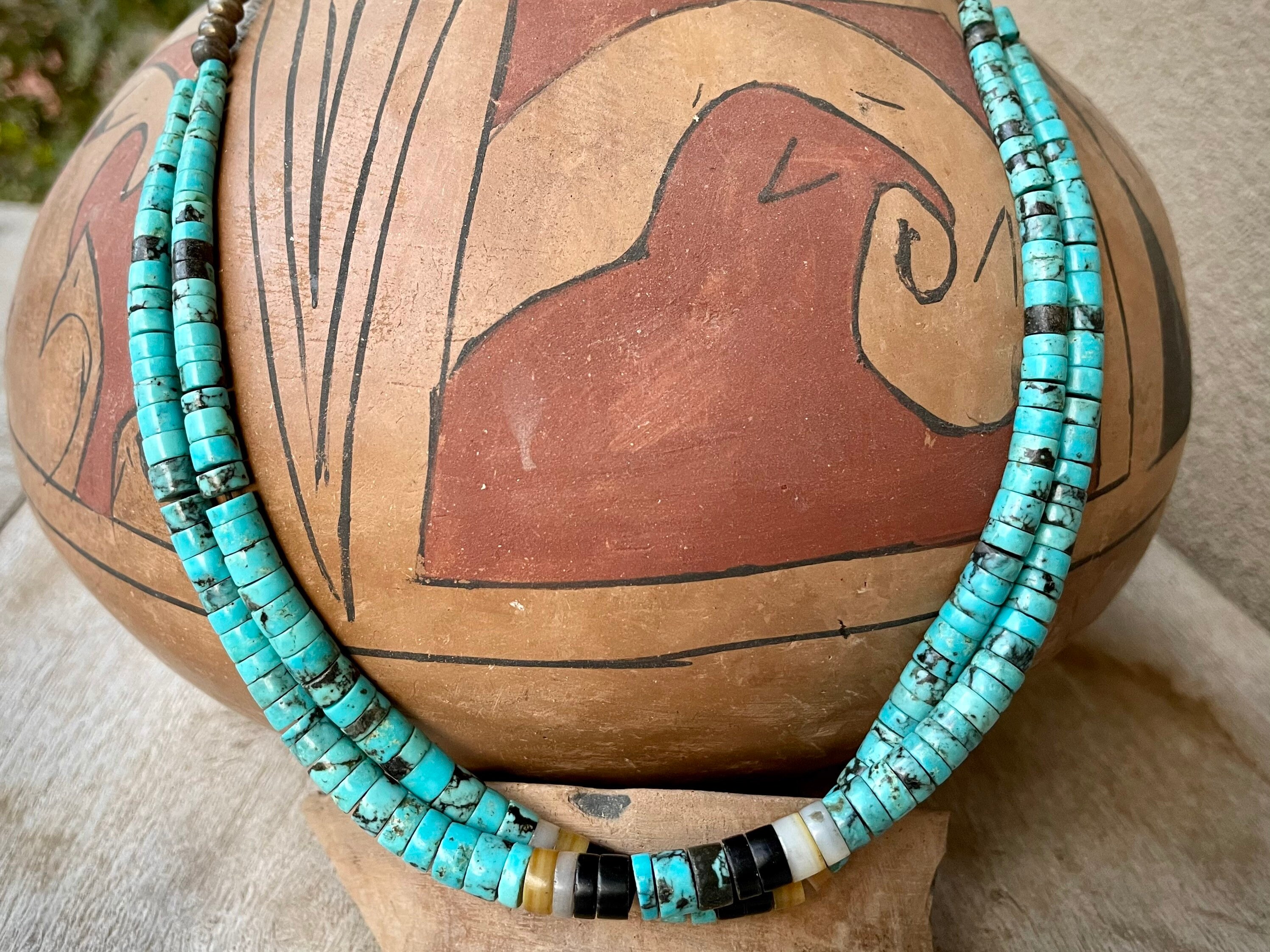 Very Long!! Vintage Native American Navajo Turquoise Disced Shell Necklace Old Very Long!! Vintage Native American Navajo Turquoise Disced Shell Necklace Old