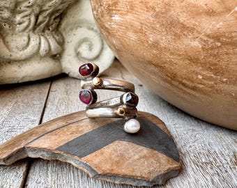 Lilly Barrack Sterling Silver 14K Gold Garnet Wraparound Ring Approx Size 6 to 7