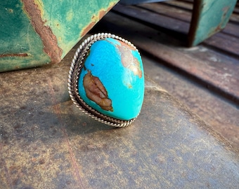 Traditional Navajo Turquoise Ring Size 10.75, Matrixed Single Blue Stone