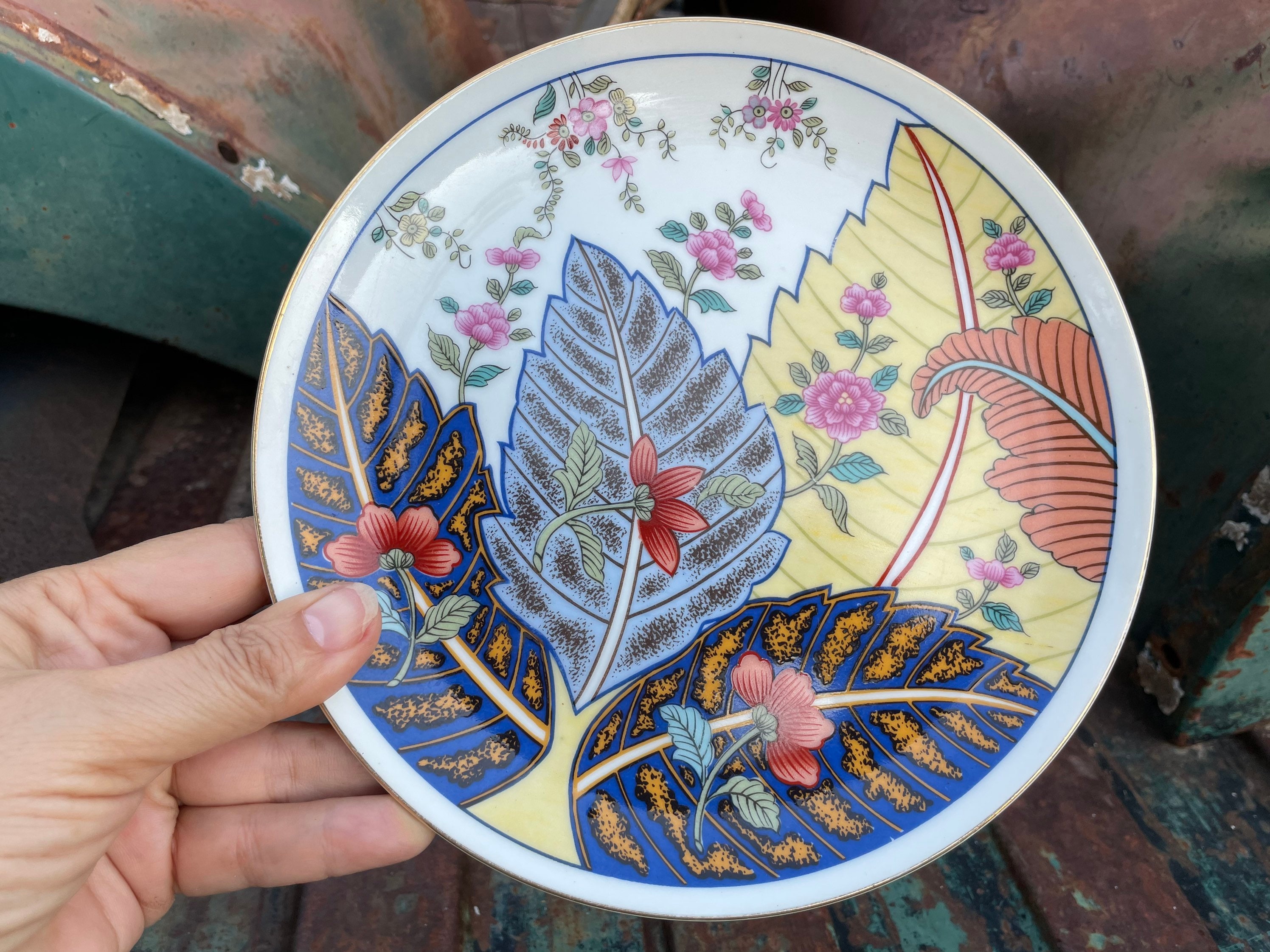Four Vintage Tobacco Leaf Pattern Porcelain 7.5 Salad Plates by Mann