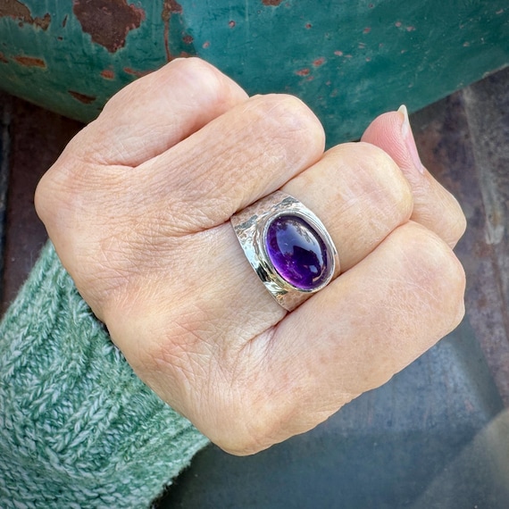Hammered Sterling Silver Amethyst Ring Approx Siz… - image 2