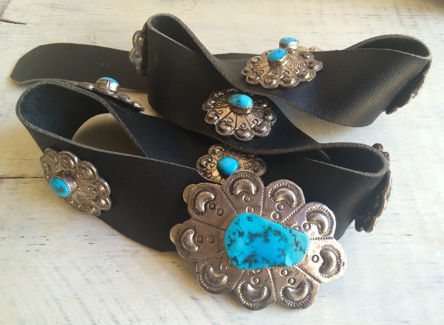Gorgeous Vintage Native American Navajo Kingman Turquoise Sterling Silver Concho Belt Gorgeous Vintage Native American Navajo Kingman Turquoise Sterling Silver Concho Belt