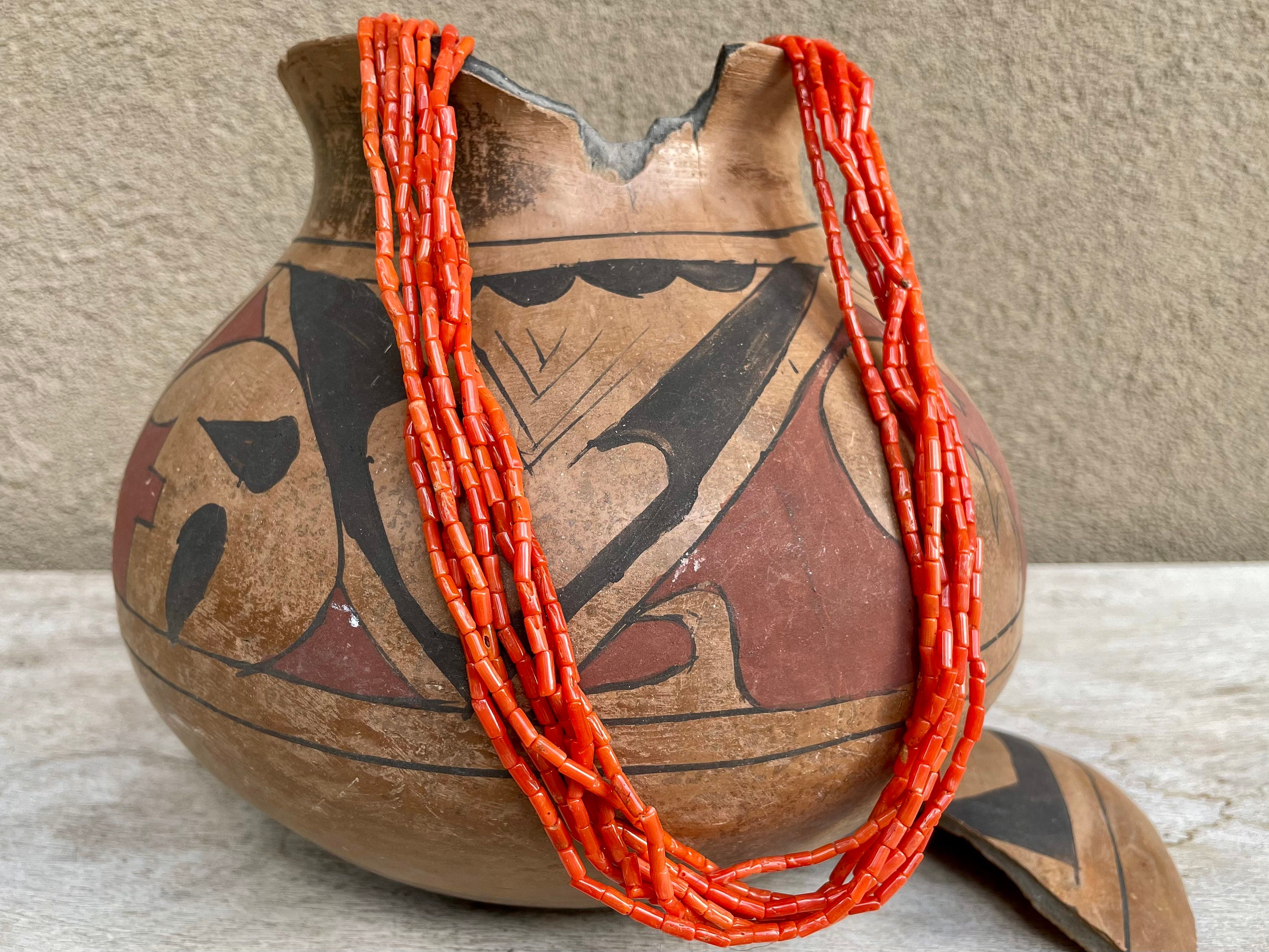 Remarkable Vintage Native American Navajo Hand Tooled Sterling Silver Cone Necklace Old Remarkable Vintage Native American Navajo Hand Tooled Sterling Silver Cone Necklace Old