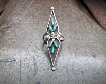Dainty Turquoise Ring Approx Size 4.25 to 4.5, Zuni Petit Point Setting