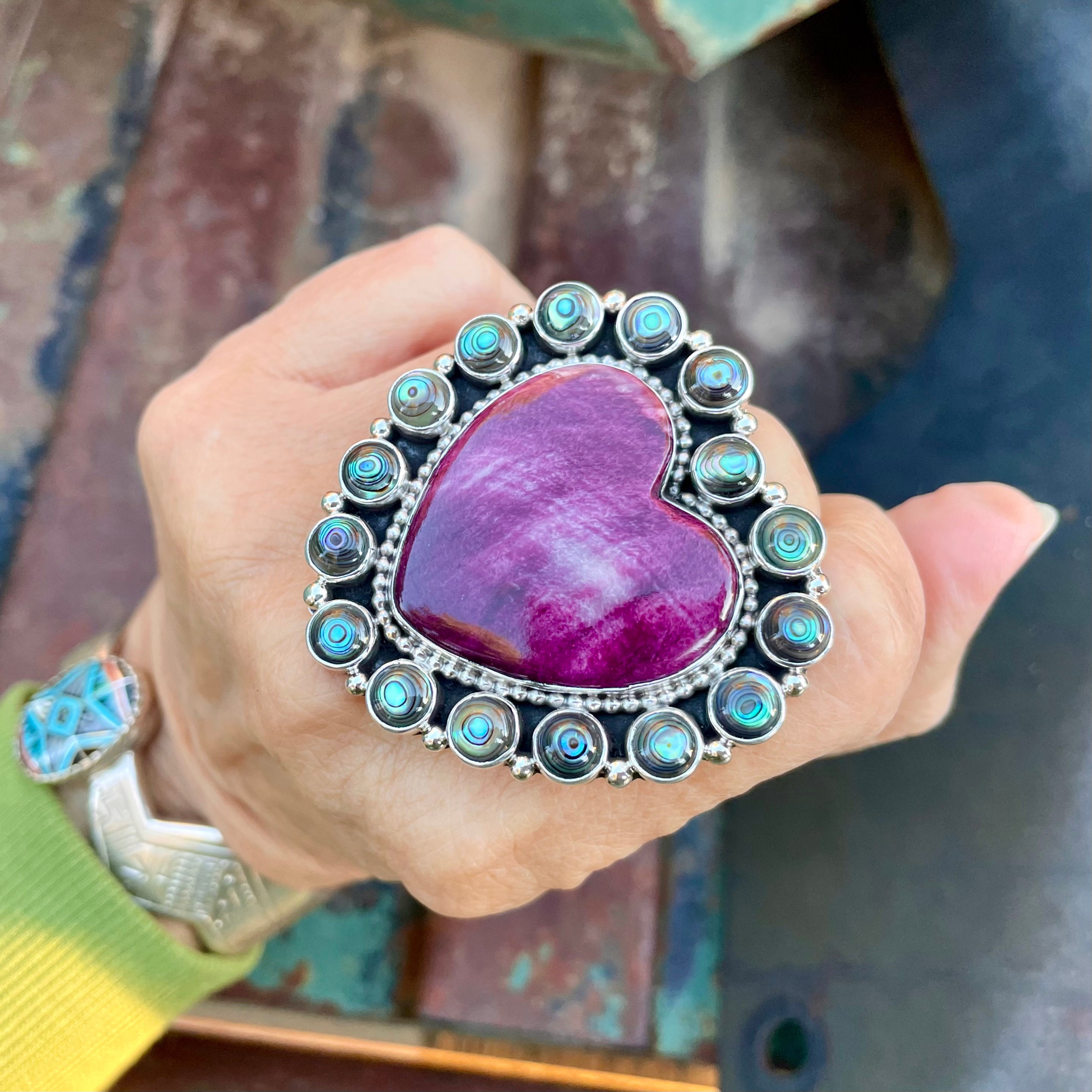 Huge **abalone Shell Heart** Navajo Native American Jewelry Silver Ring Huge **abalone Shell Heart** Navajo Native American Jewelry Silver Ring