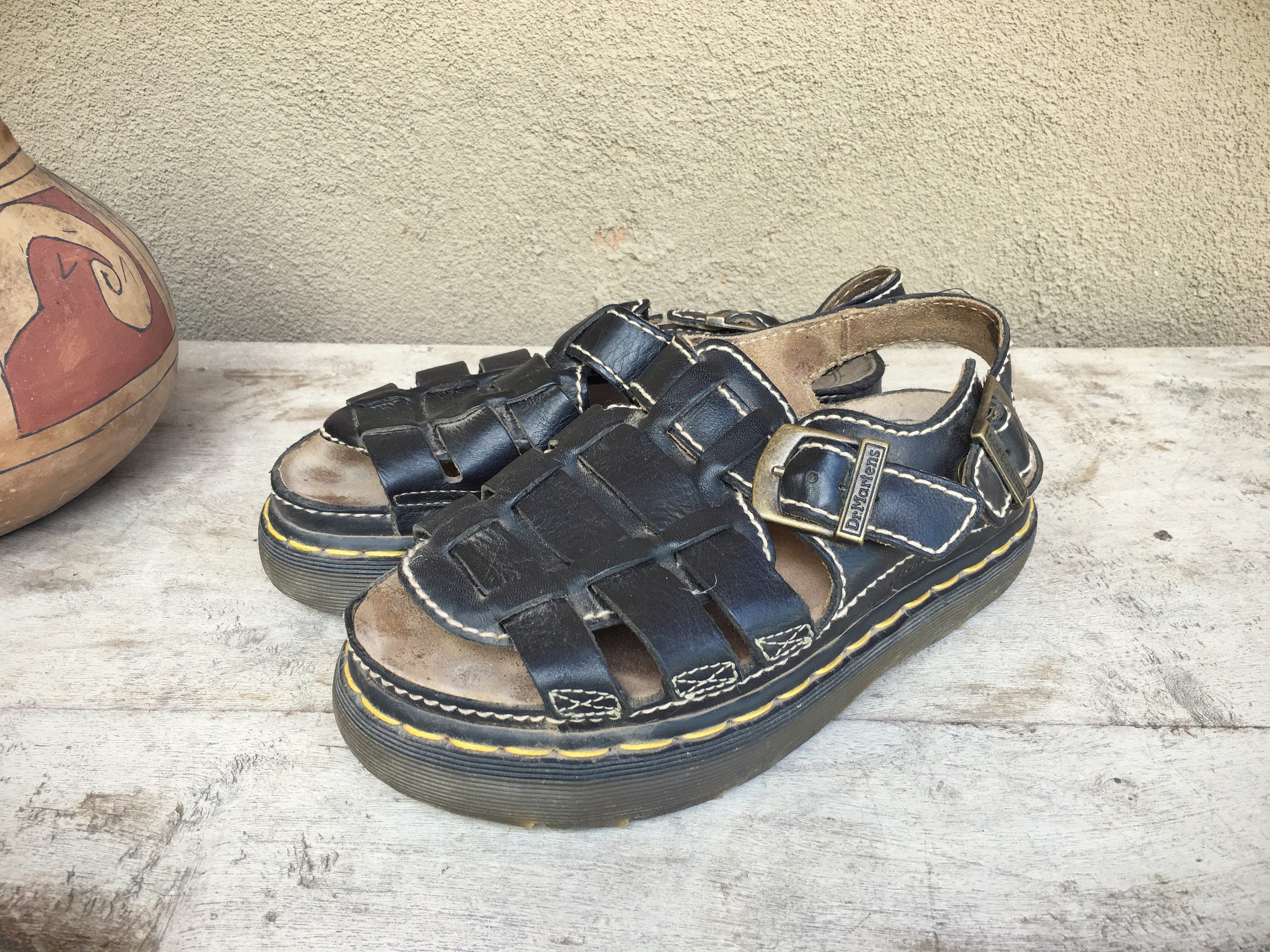 dr martens fisherman sandals womens