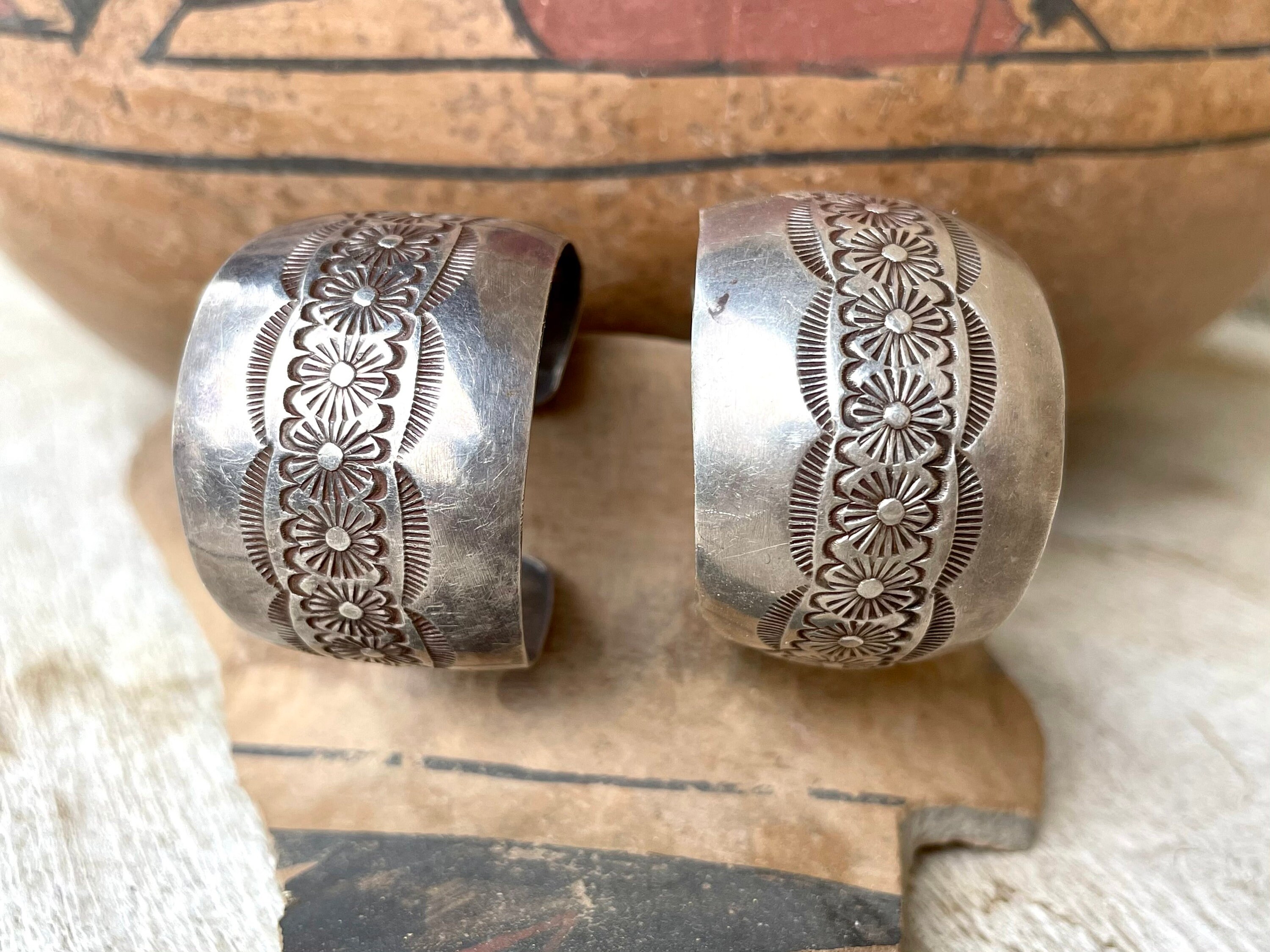 Traditional Vintage Native American Navajo Sterling Silver Large Hoop Earrings Traditional Vintage Native American Navajo Sterling Silver Large Hoop Earrings